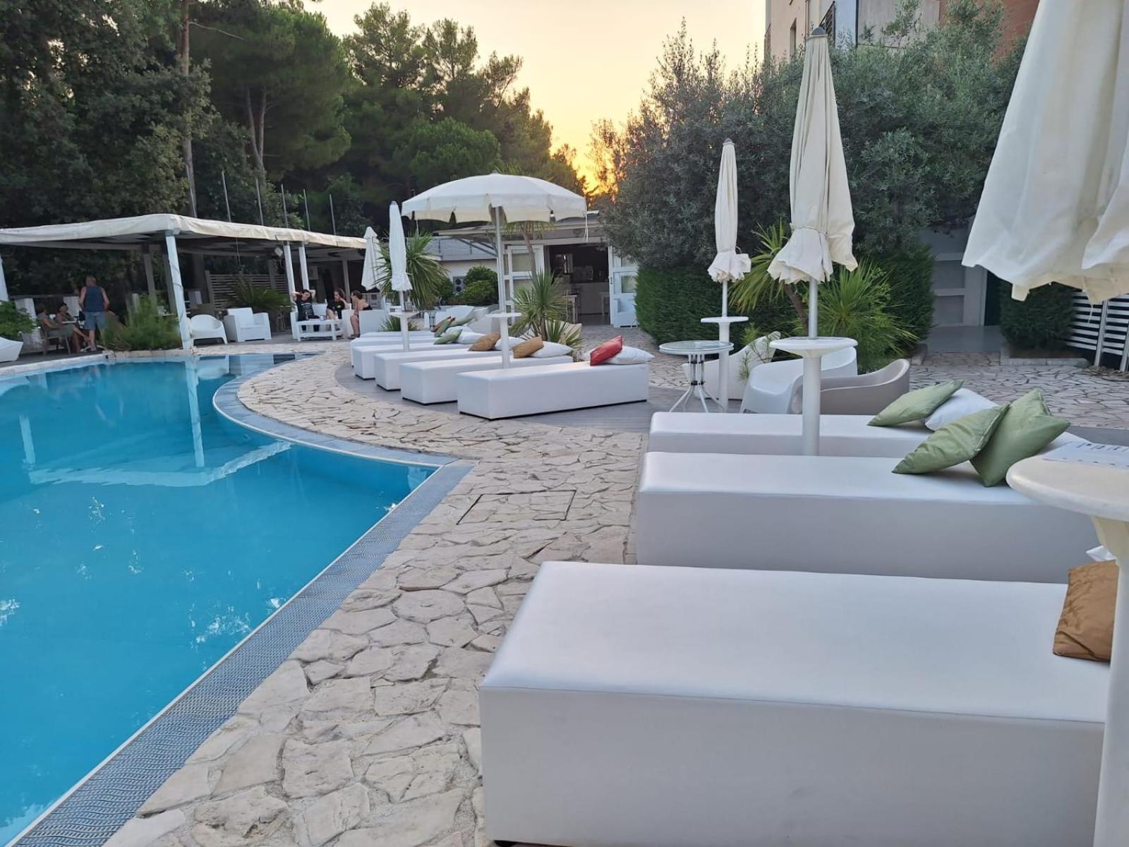 B&B Biancopineta - San Salvo Marina ภายนอก รูปภาพ